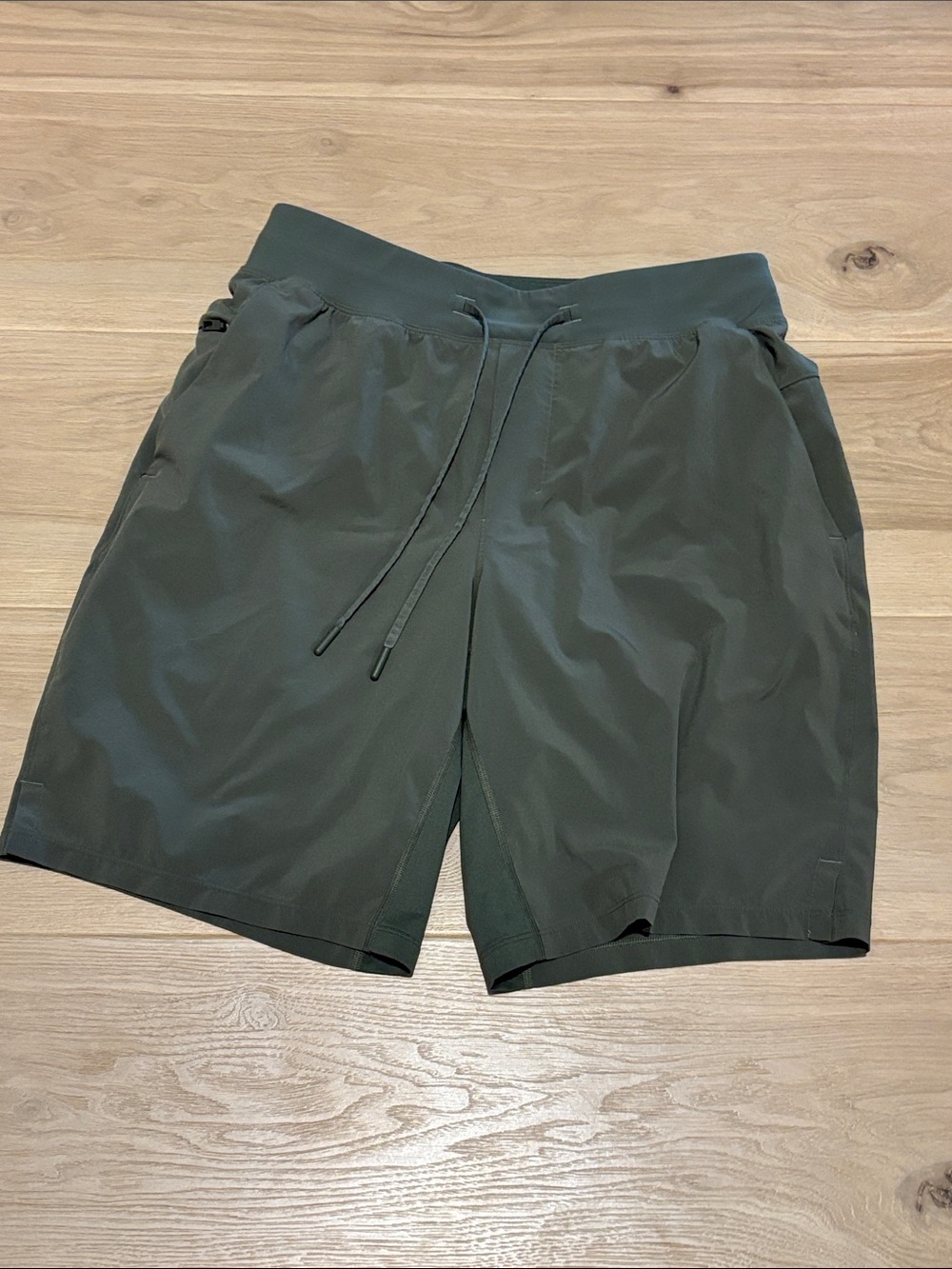 Lululemon T.H.E. Short 9" *Liner